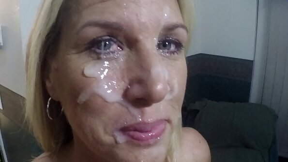 A video porno brasileiro anal garganta de Jennifer Jacobs fodeu após a massagem